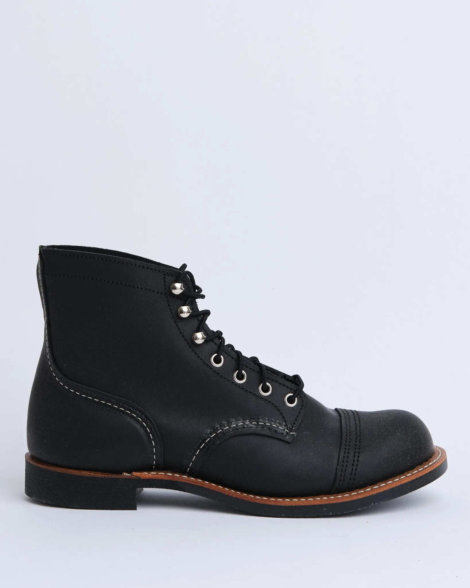 8084 Iron Ranger Black