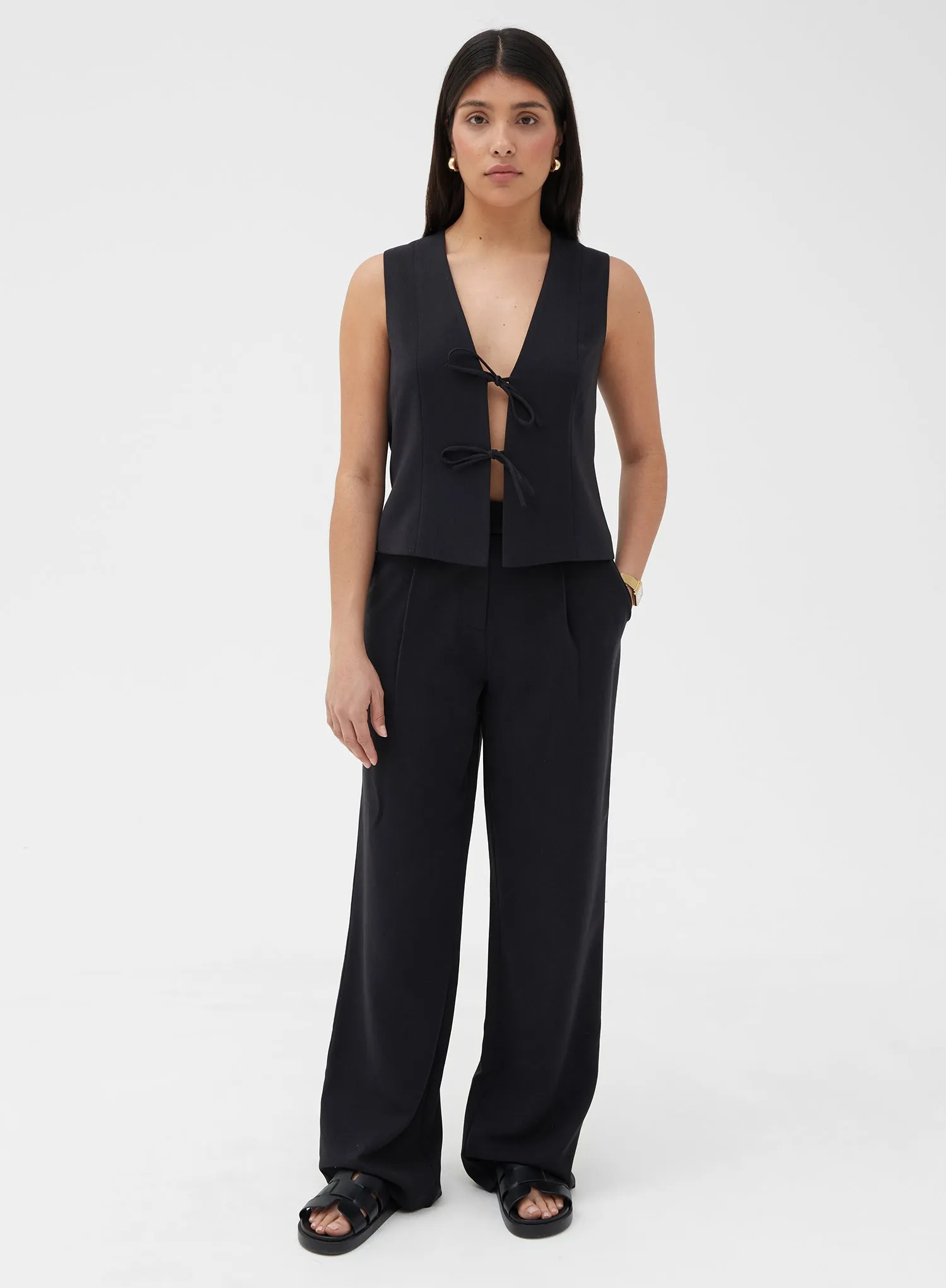 Black Straight Leg Trouser – Delilah