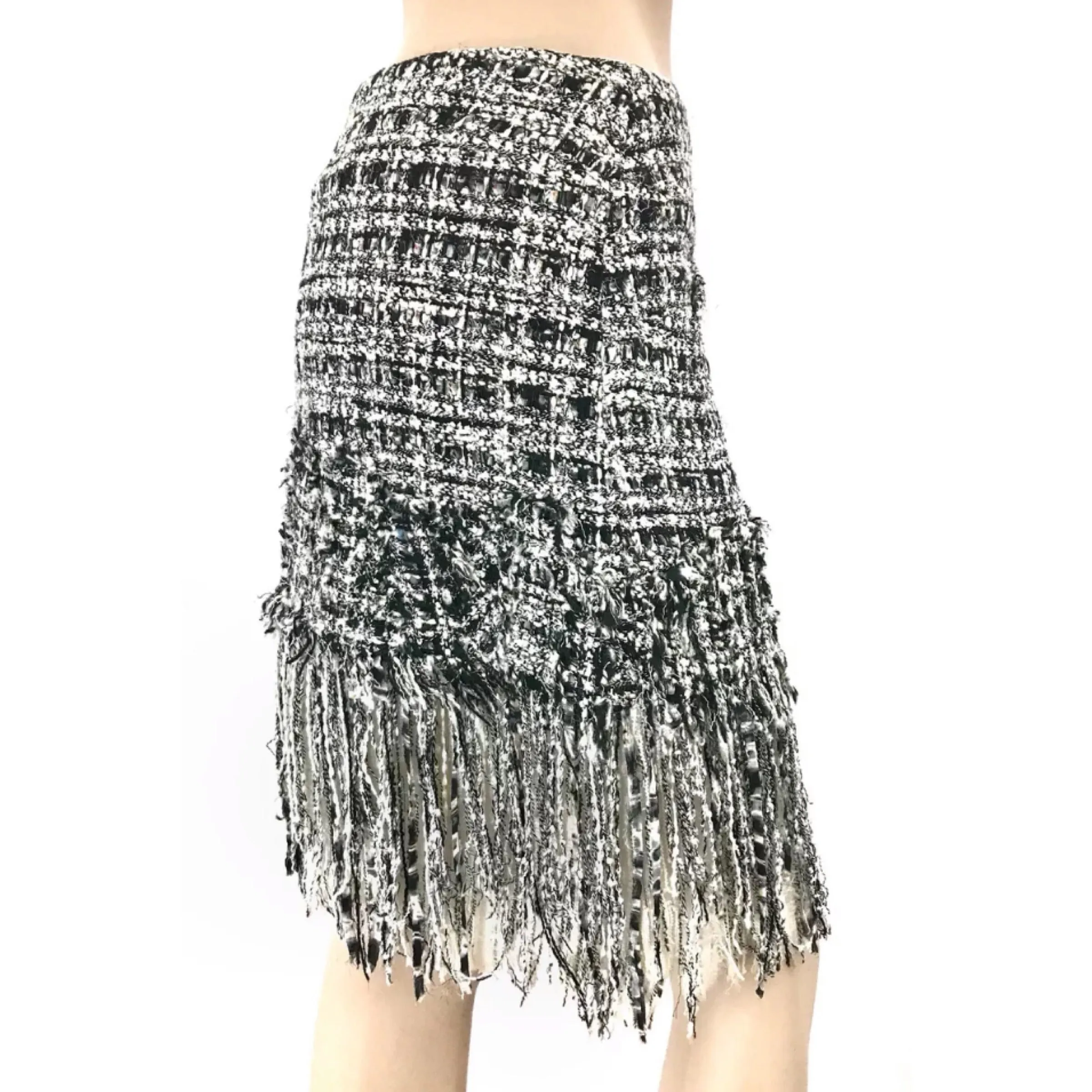 Chanel Black White Fantasy Tweed Fringe Skirt 04P Size US6 | FR36