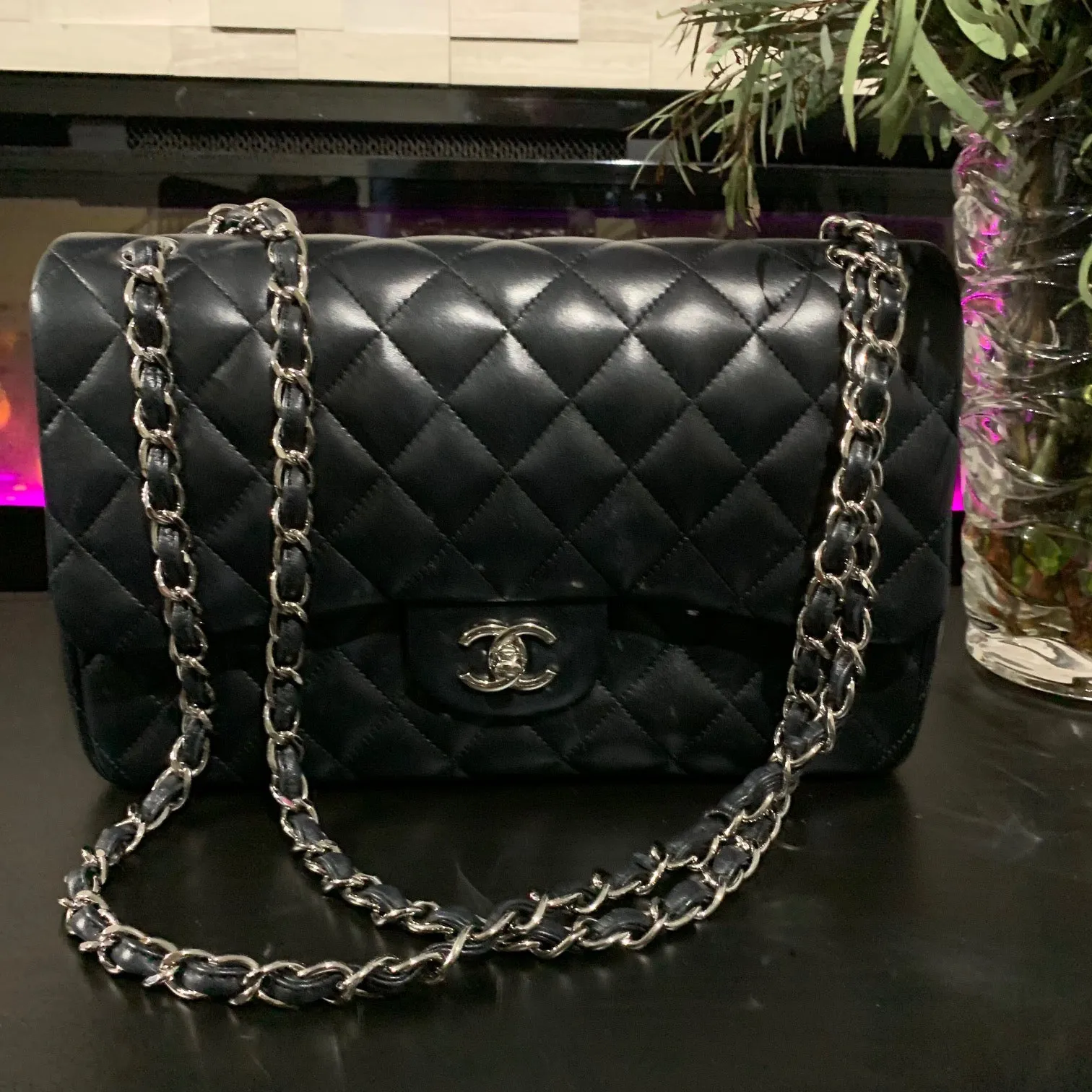 Chanel jumbo double classic flap