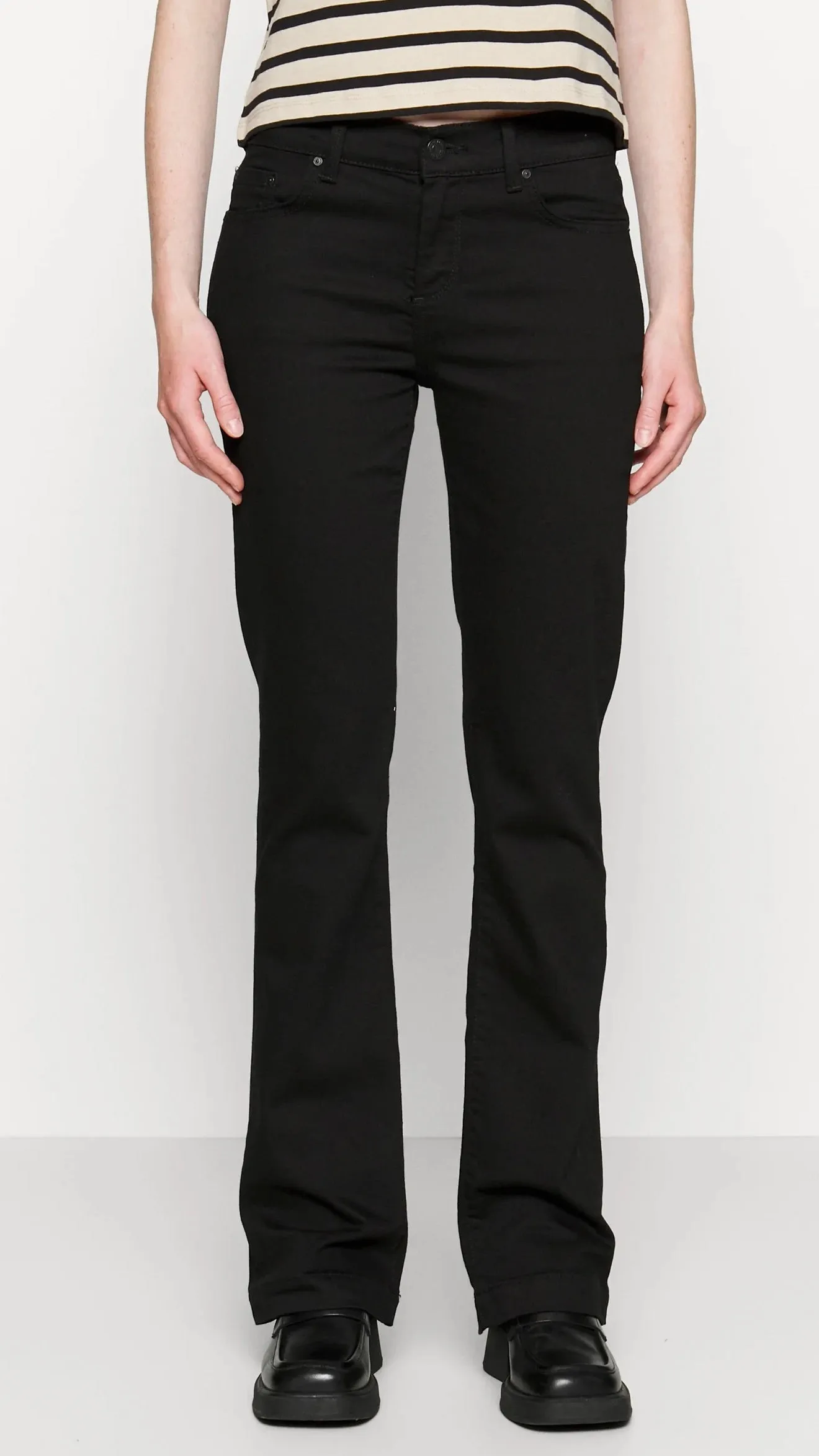 Fallon Black Wash