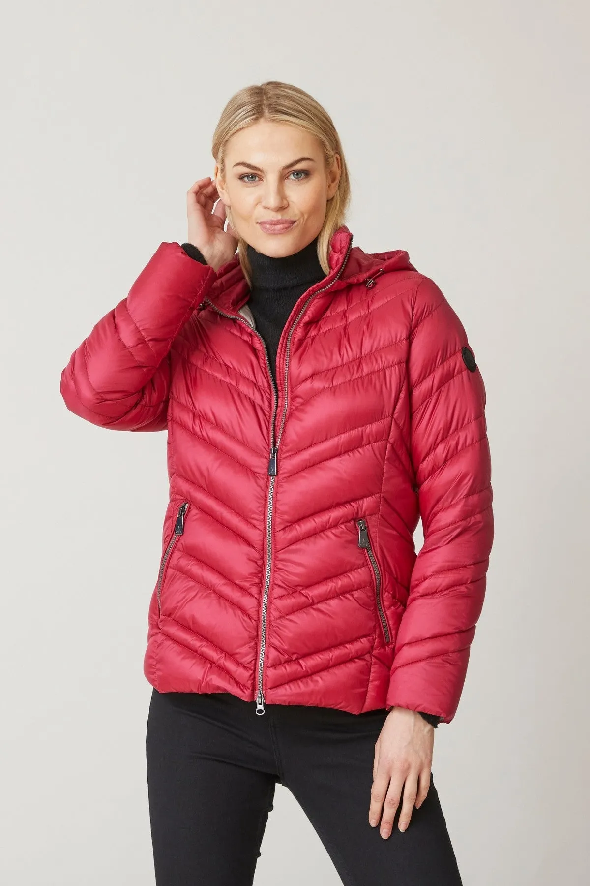 INDIA Quilted Light Down Jacket in Scarlet 2243