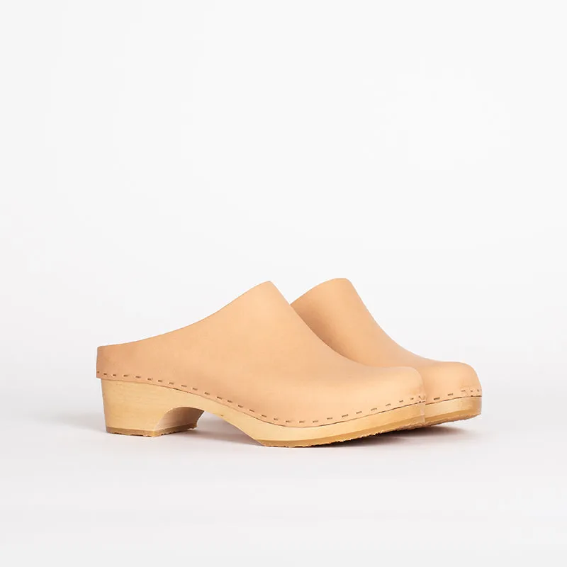 Lila Worker Clog in Natural