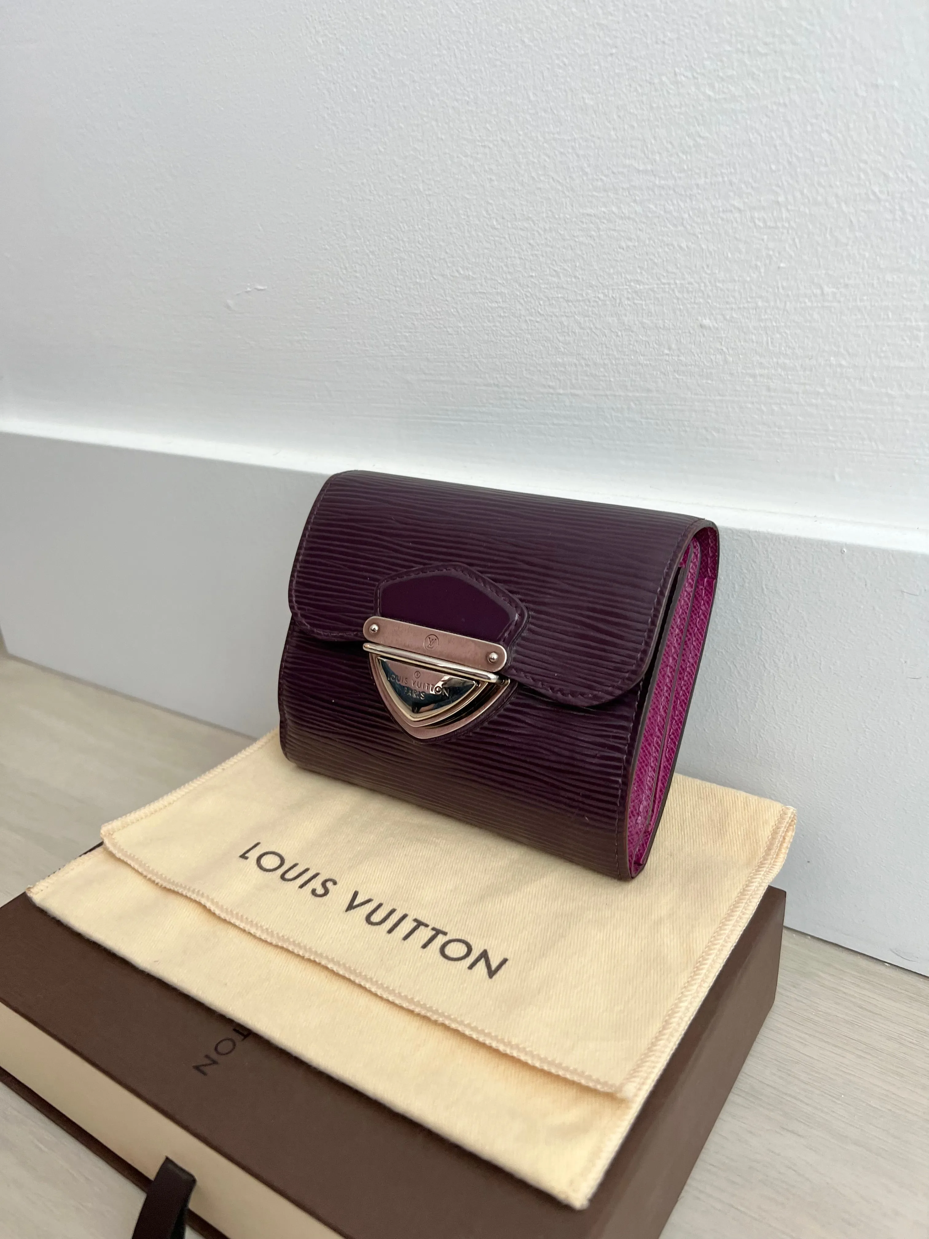 Louis Vuitton Epi Wallet