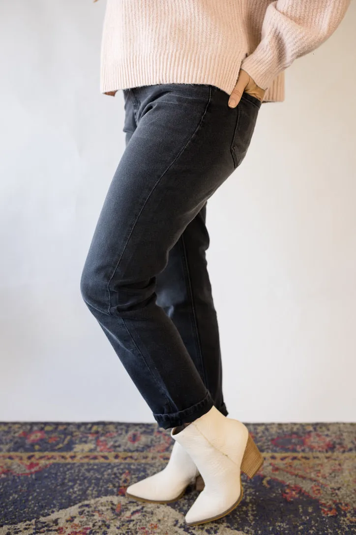 'New Classic' Boyfriend Jeans