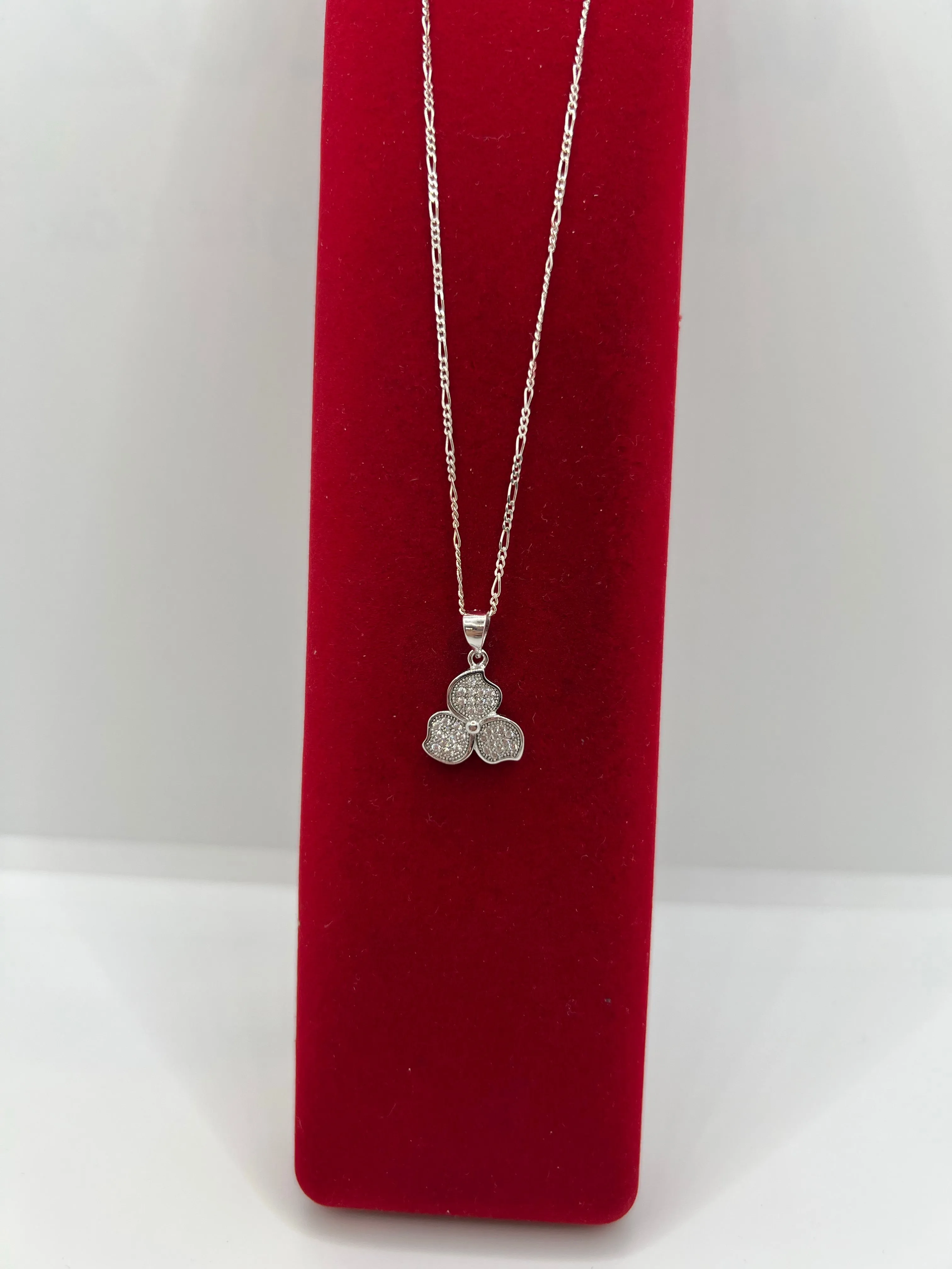 Real silver 3 leaf clover necklace