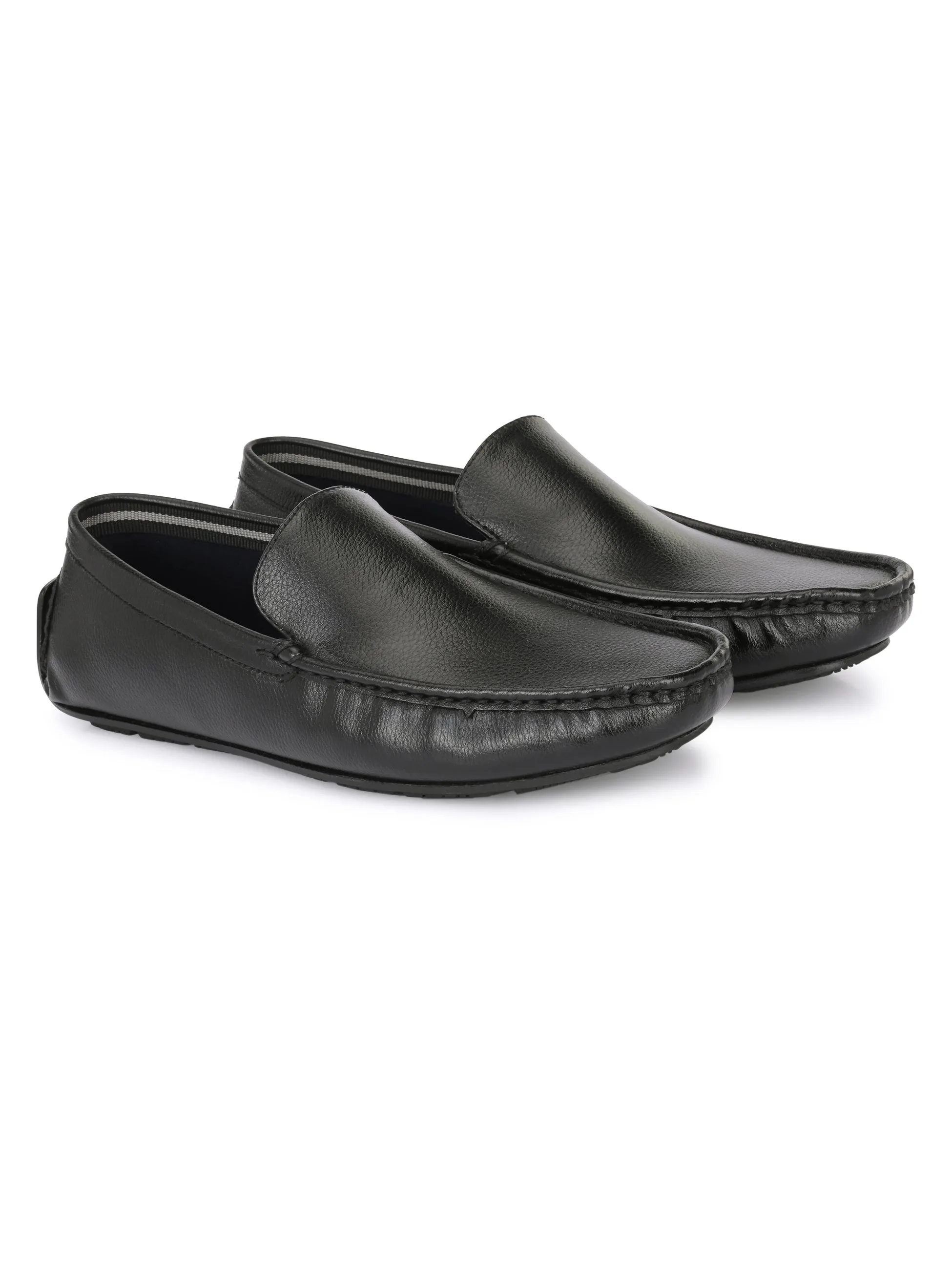 Swift Black Solid Loafers