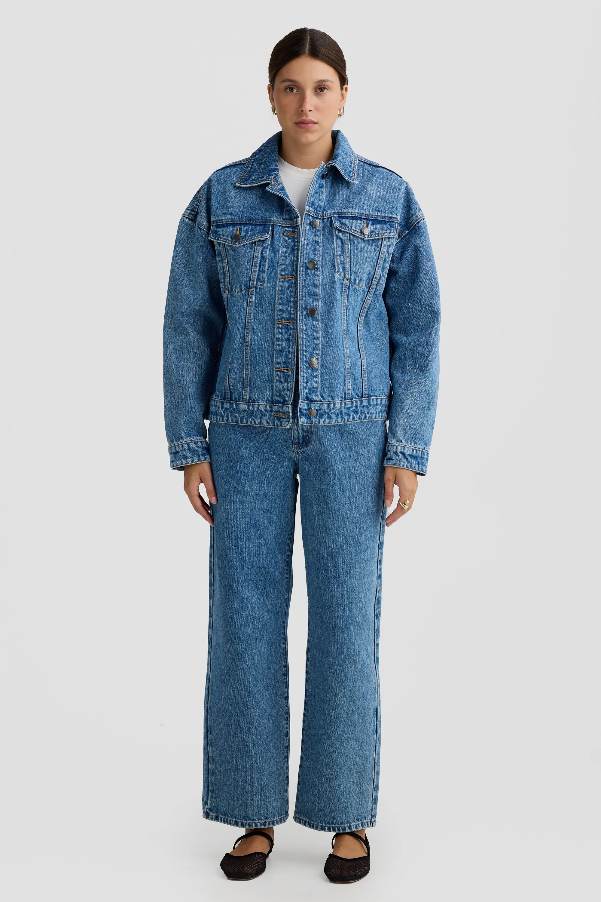 Willow Denim Relaxed Jean Mid Blue